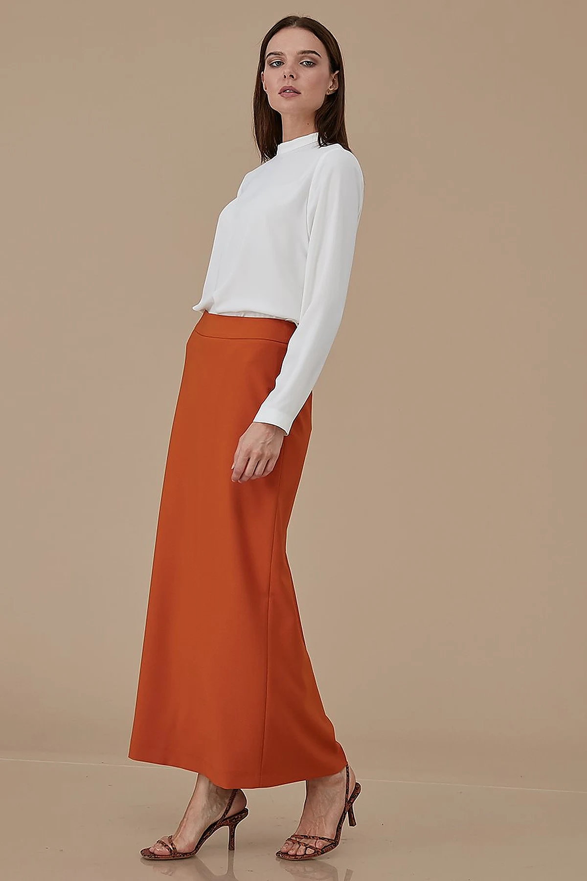 Basic Pencil Skirt Tile SZ 12500