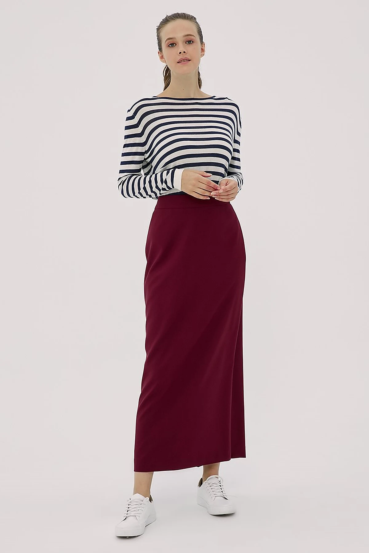Basic Pencil Skirt Burgundy SZ 12500