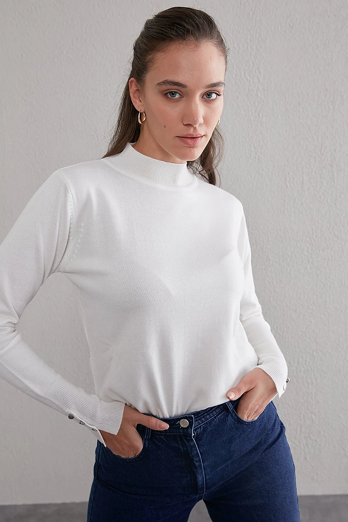 Basic Knit Sweater Ecru SZ TRK05