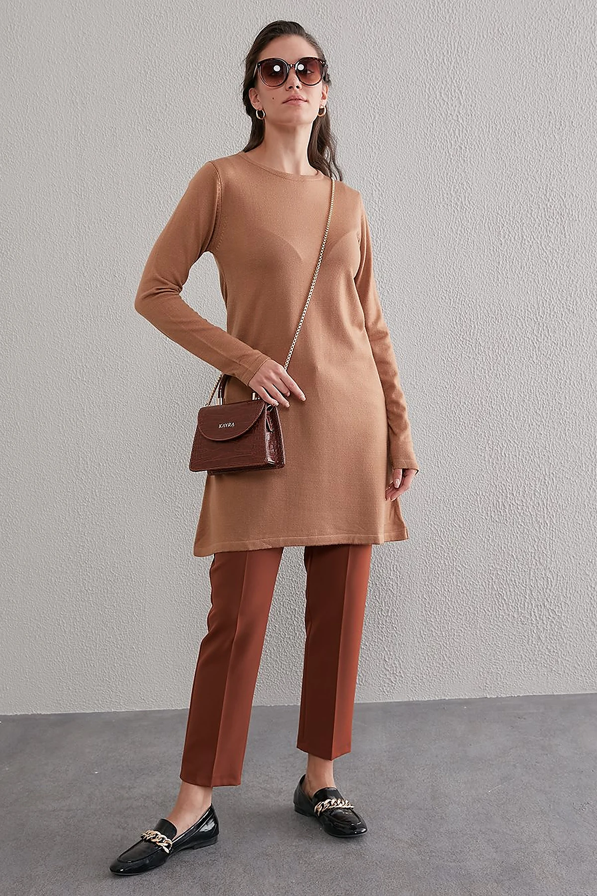 Basic Crew Neck Knit Tunic Beige