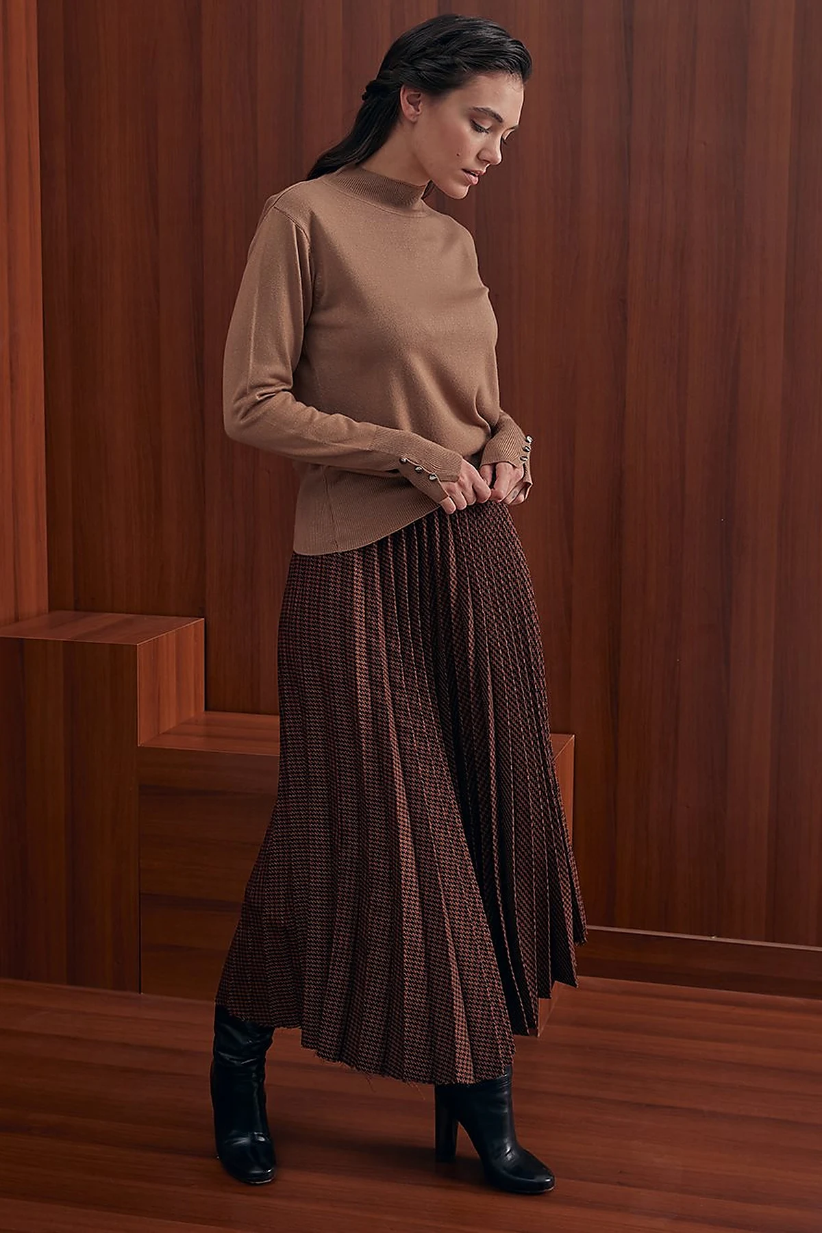 Basic Knit Sweater Beige 