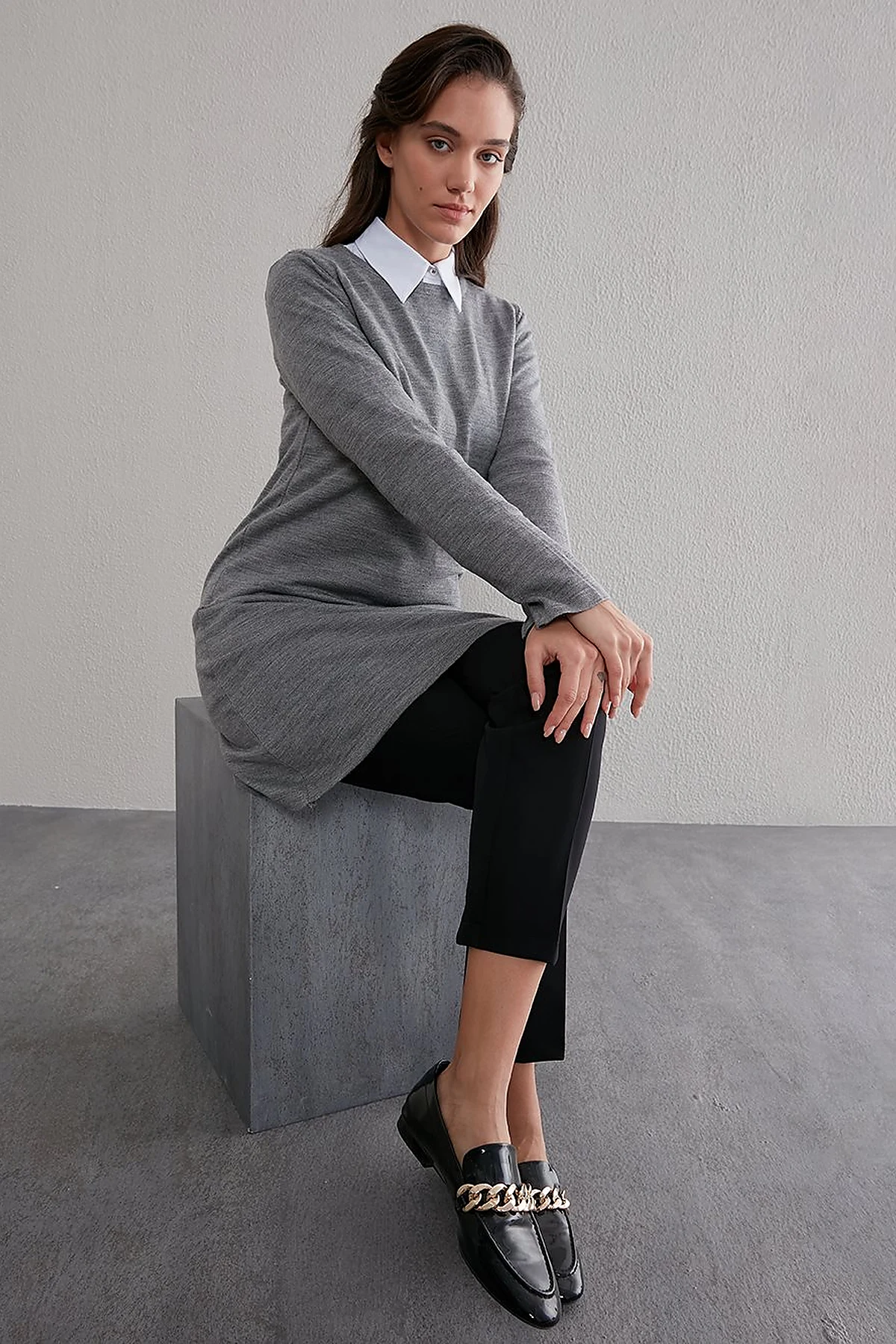 Basic Crew Neck Knit Tunic Gray