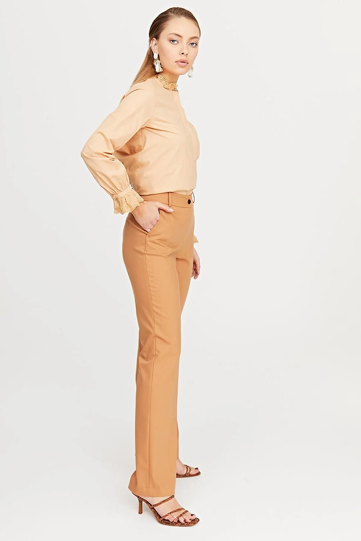 Basic Boru Paça Pantolon Koyu Bej SZ 19502