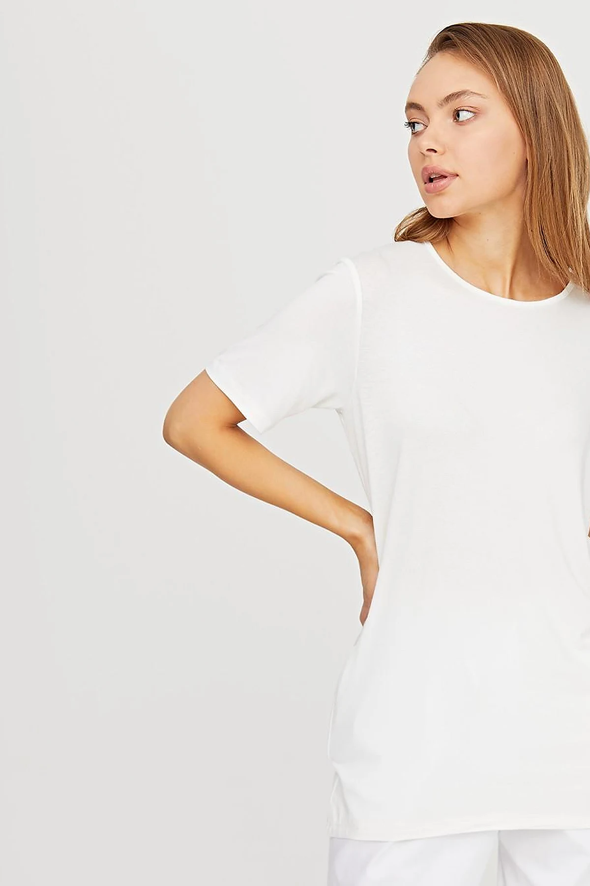 Round Neck Collar Basic T-Shirt SZ 10509 Ecru