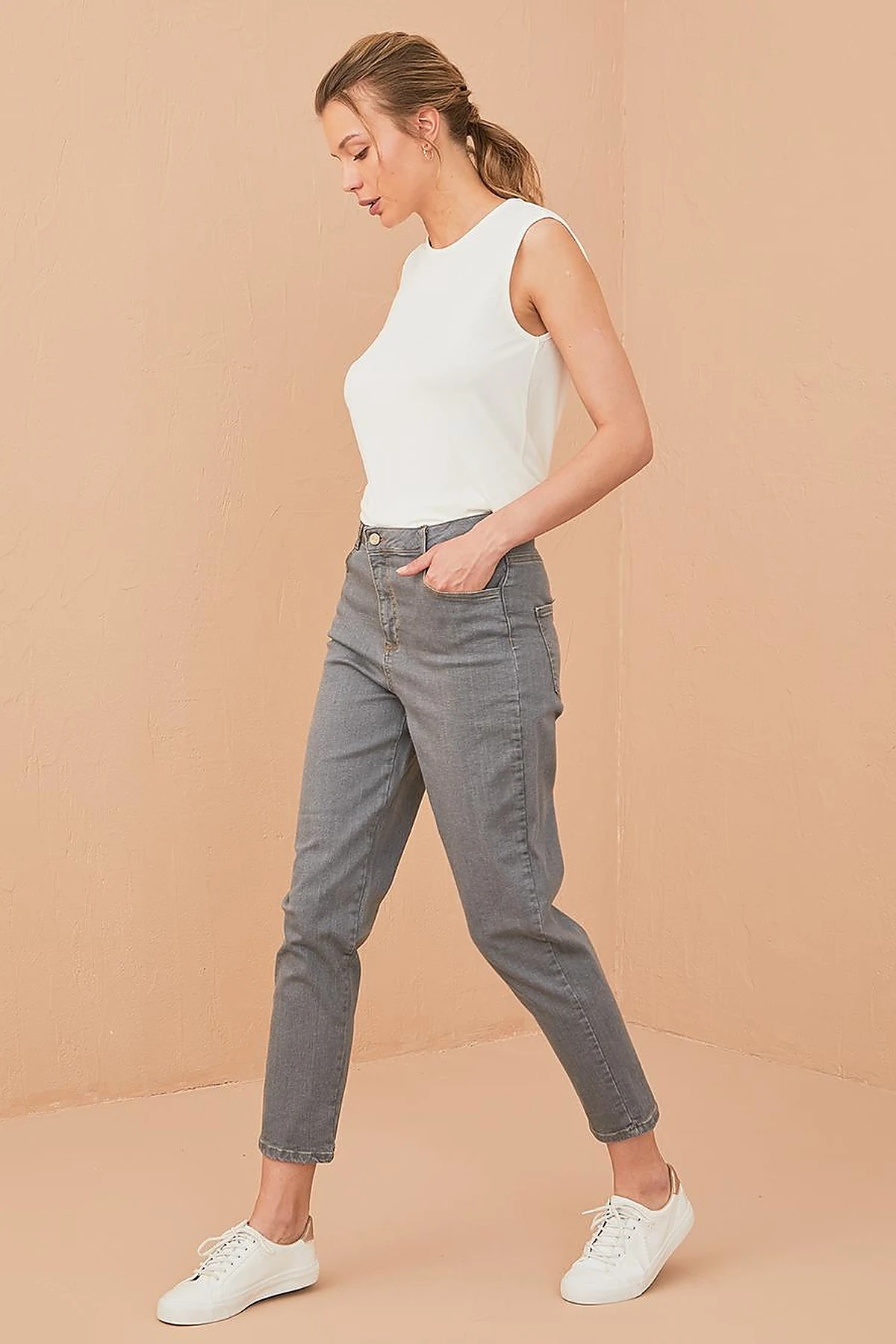 Basic Mom Jeans B21 19079 Grey