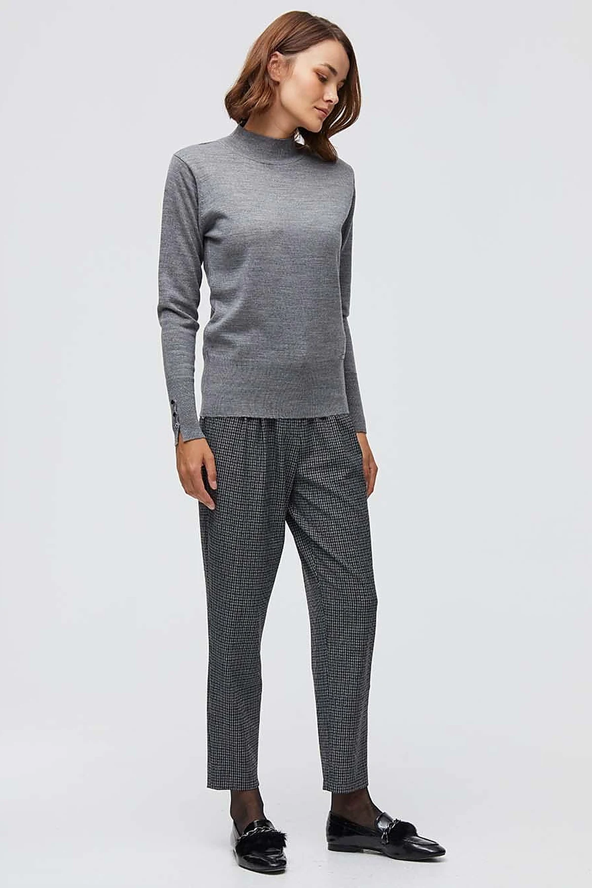 Basic Knit Blouse Grey SZ TRK05