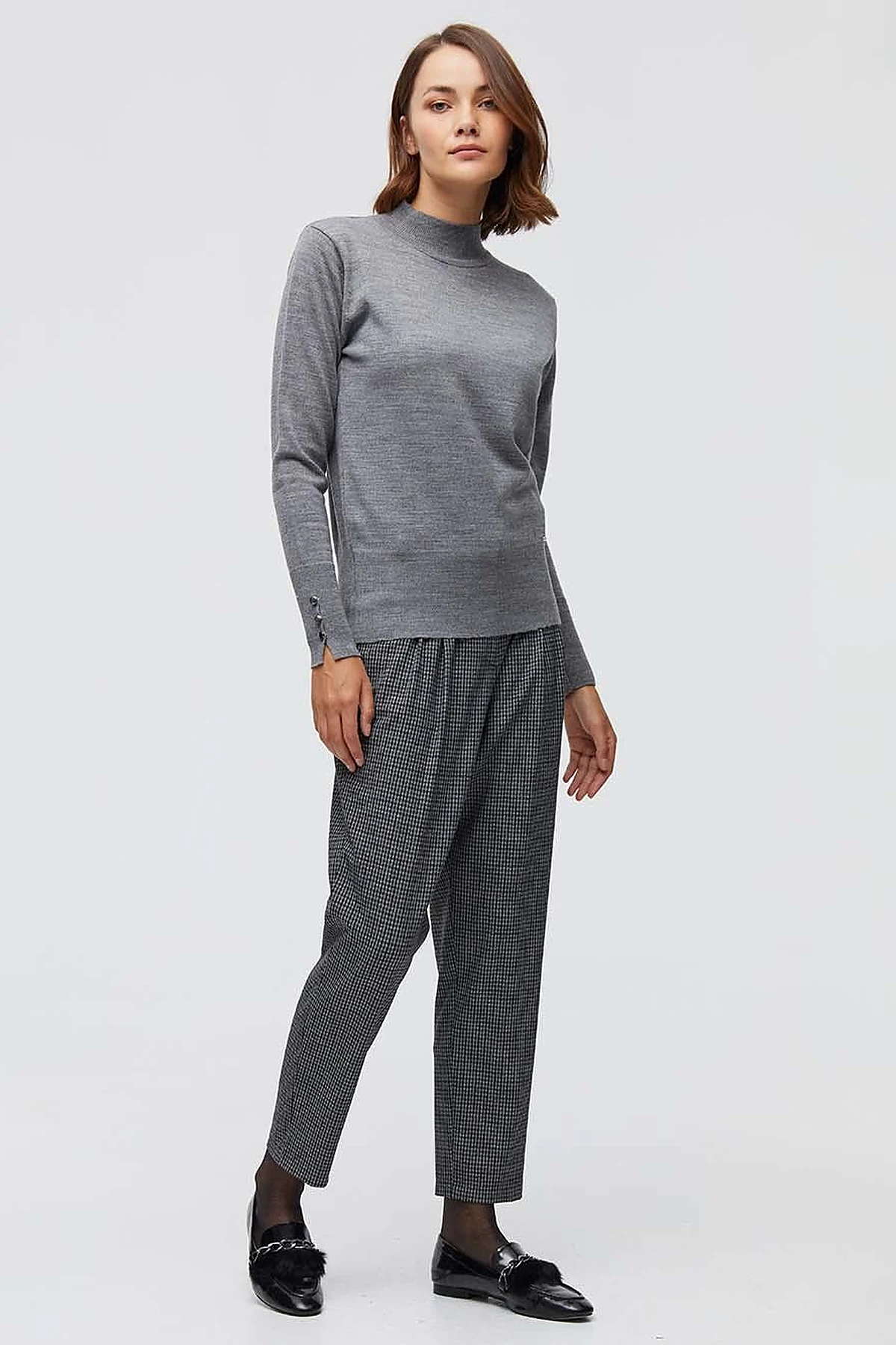 Basic Knit Blouse Grey SZ TRK05