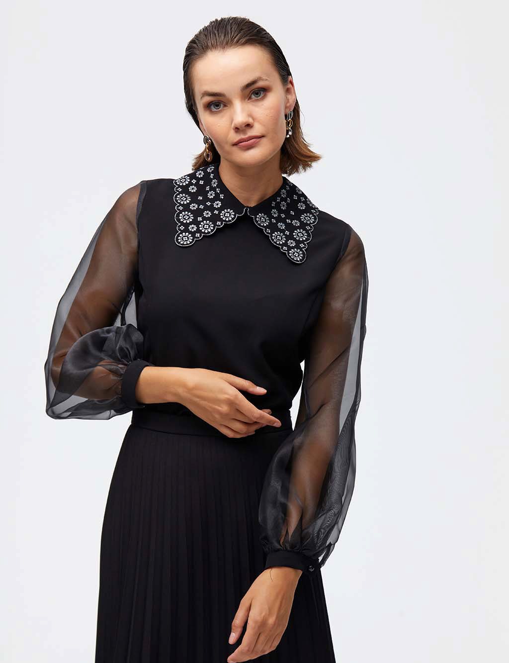 Chiffon Sleeve Scalloped Blouse A21 10025 Black