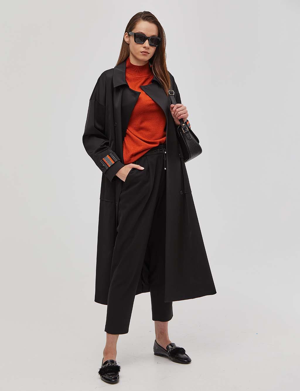 Double Breasted Buttoned Long Trench Coat / Cap Black