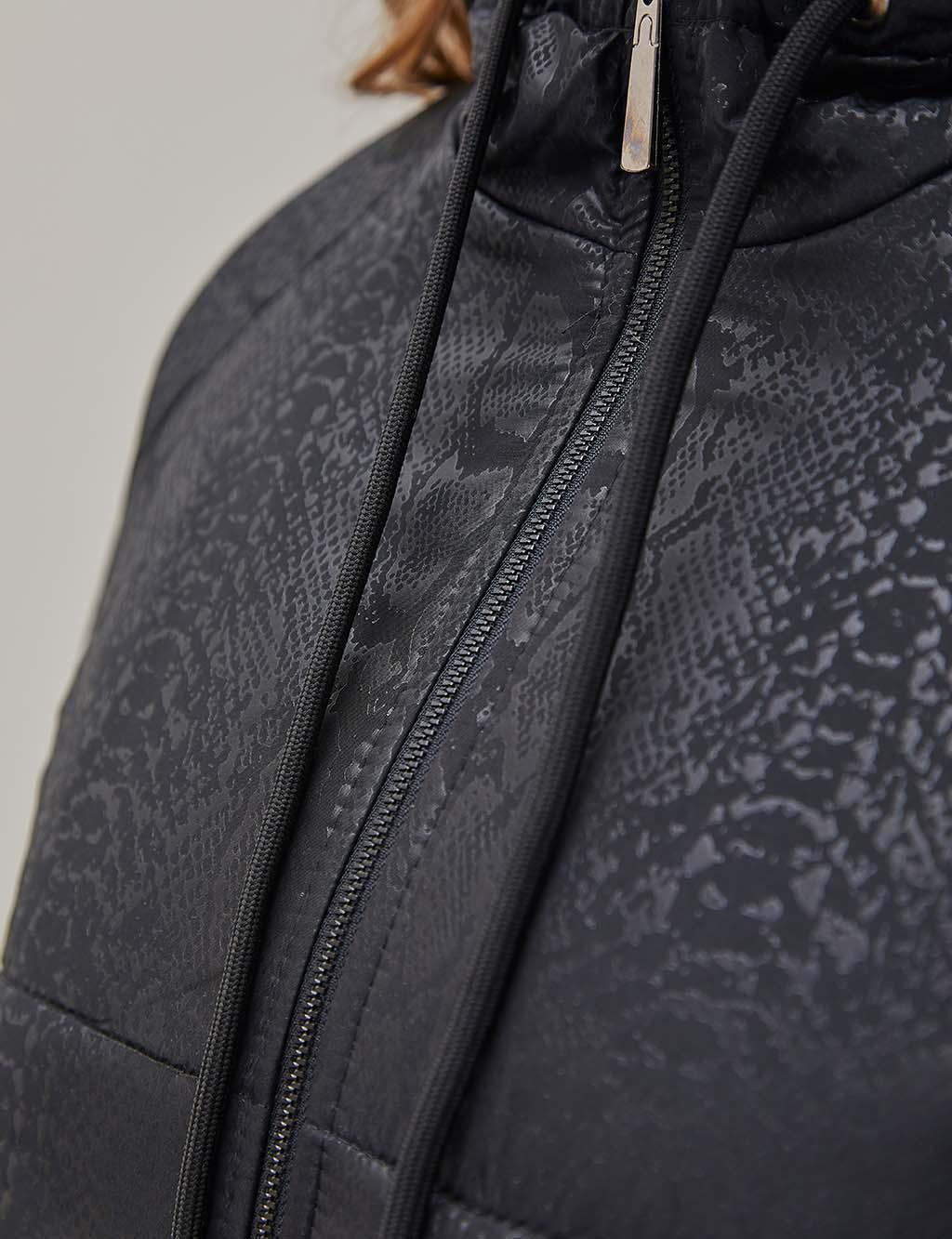 Textured Sports Wear and Go Black