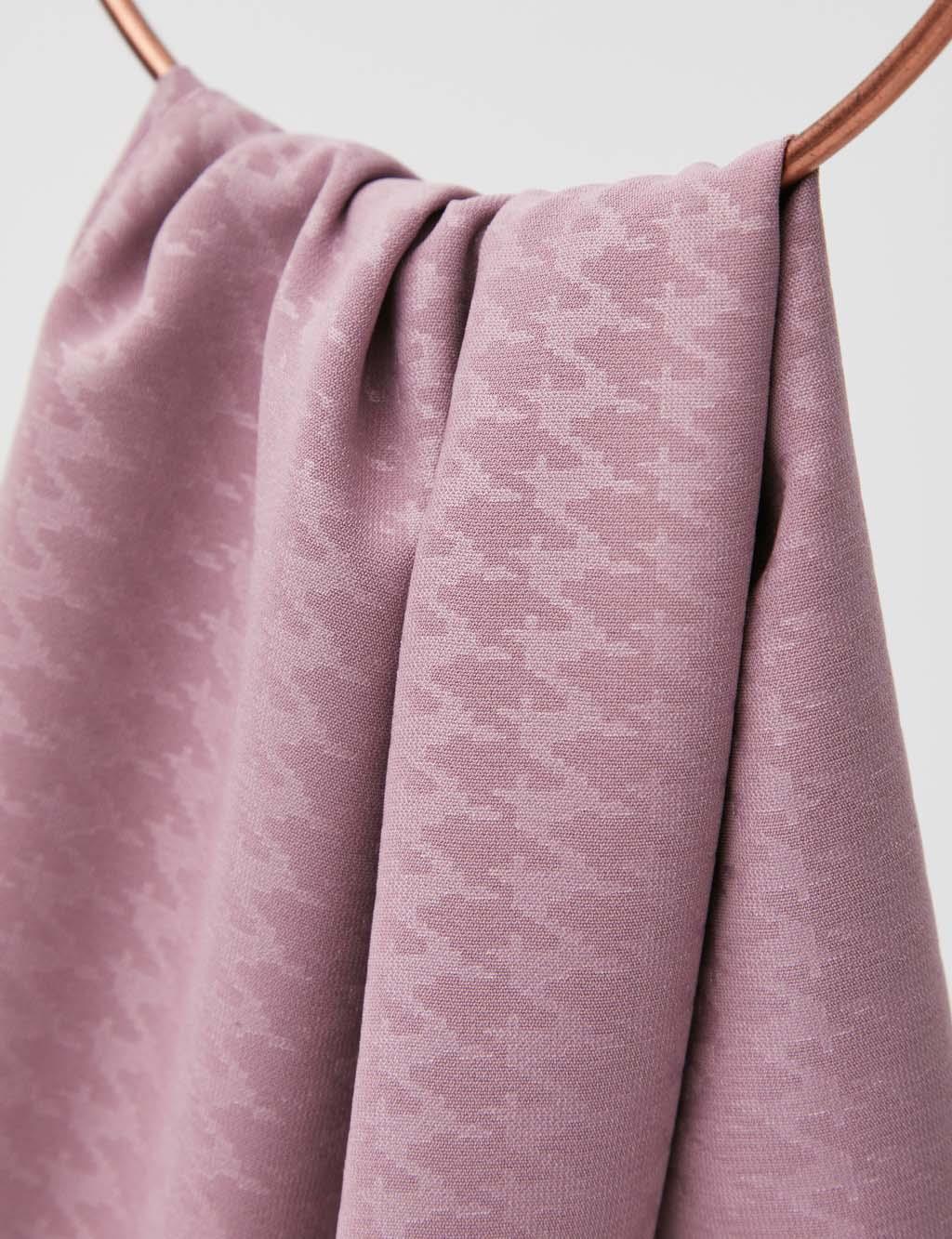 Houndstooth Patterned Shawl Dried Rose