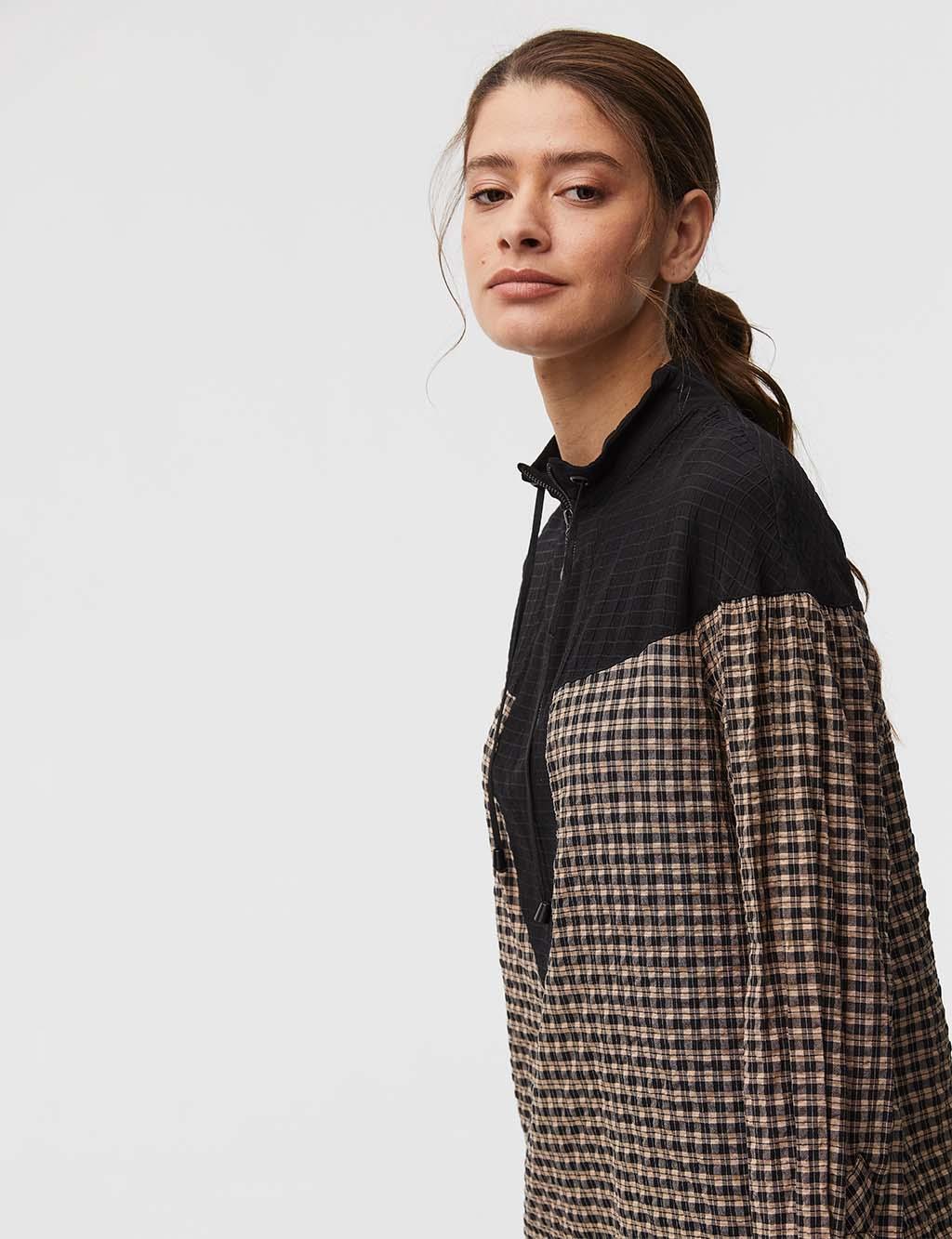 Piece Detailed Checked Blouse Black-Beige