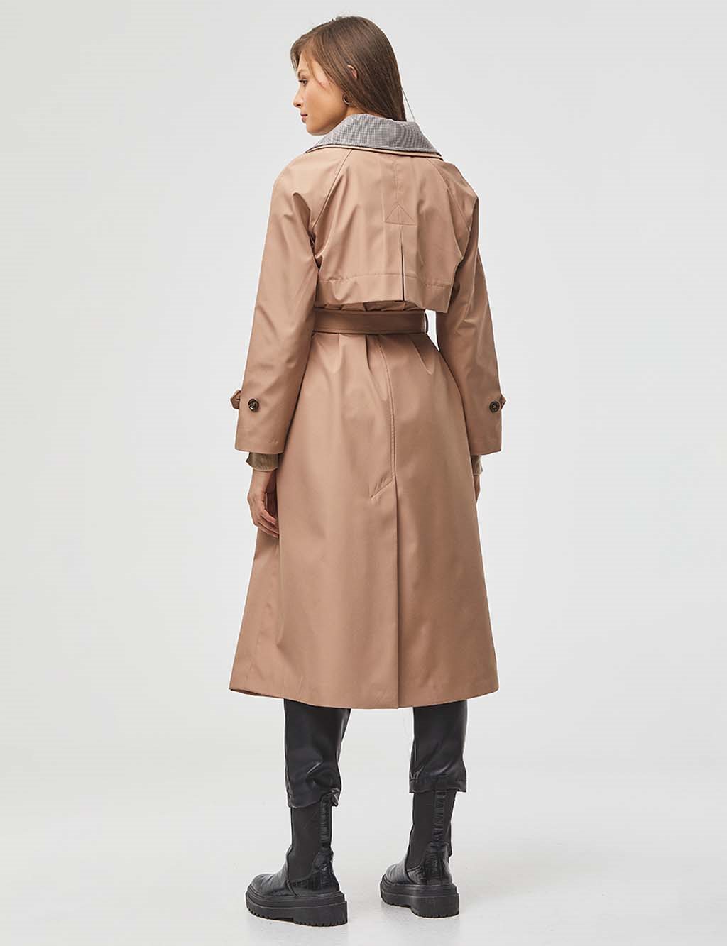 Layered Double Breasted Trench Coat / Cap Beige