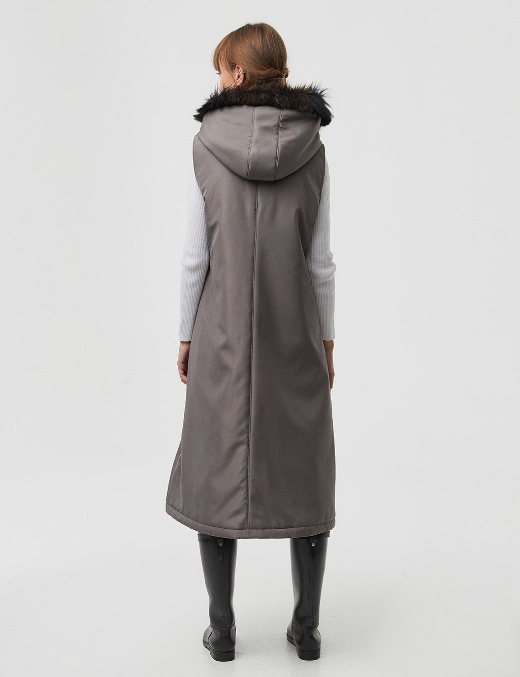 Fur Detailed Hooded Vest Smoked