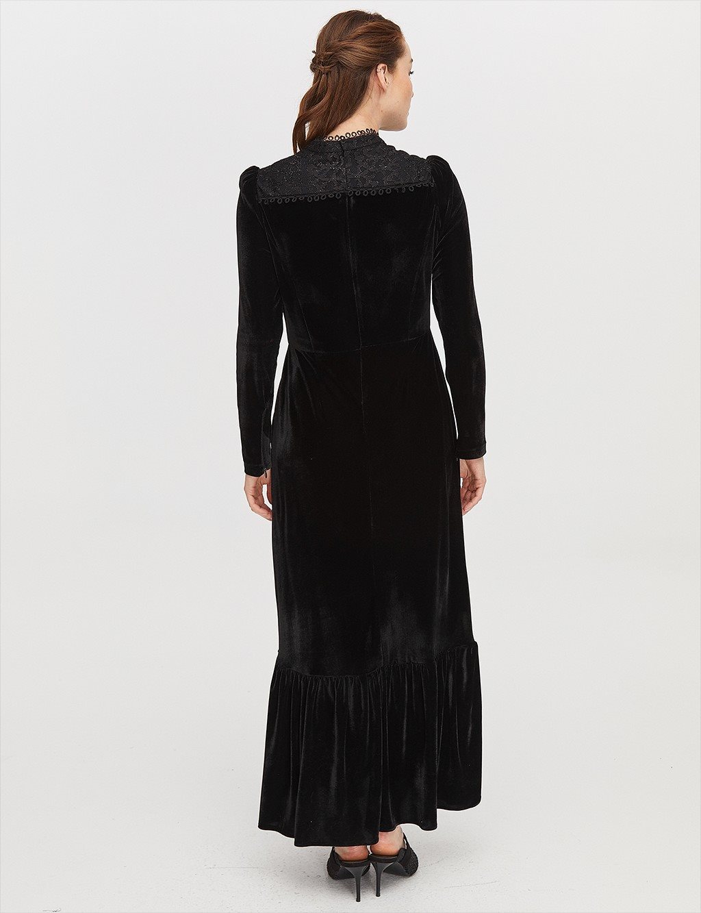 Guipure Full Length Velvet Dress Black
