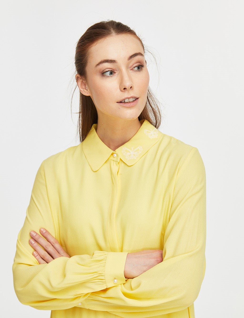 Yakası Kelebek Figürlü Tunik Sarı