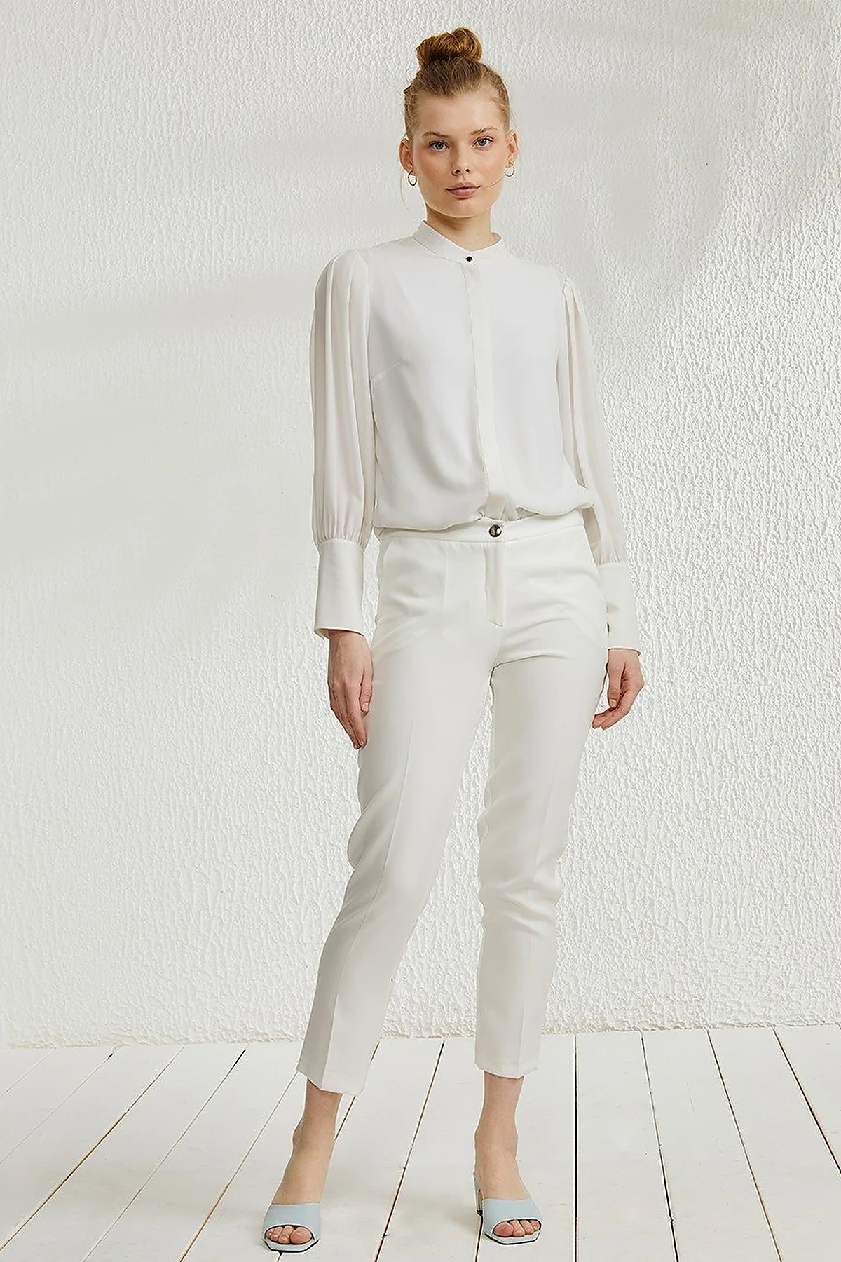 Basic Zippered Trousers Ecru