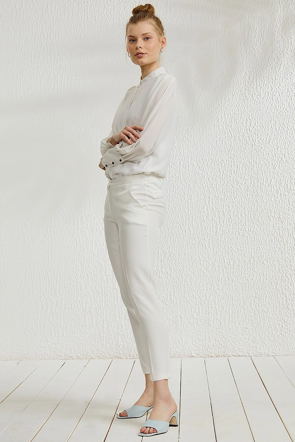 Basic Zippered Trousers Ecru