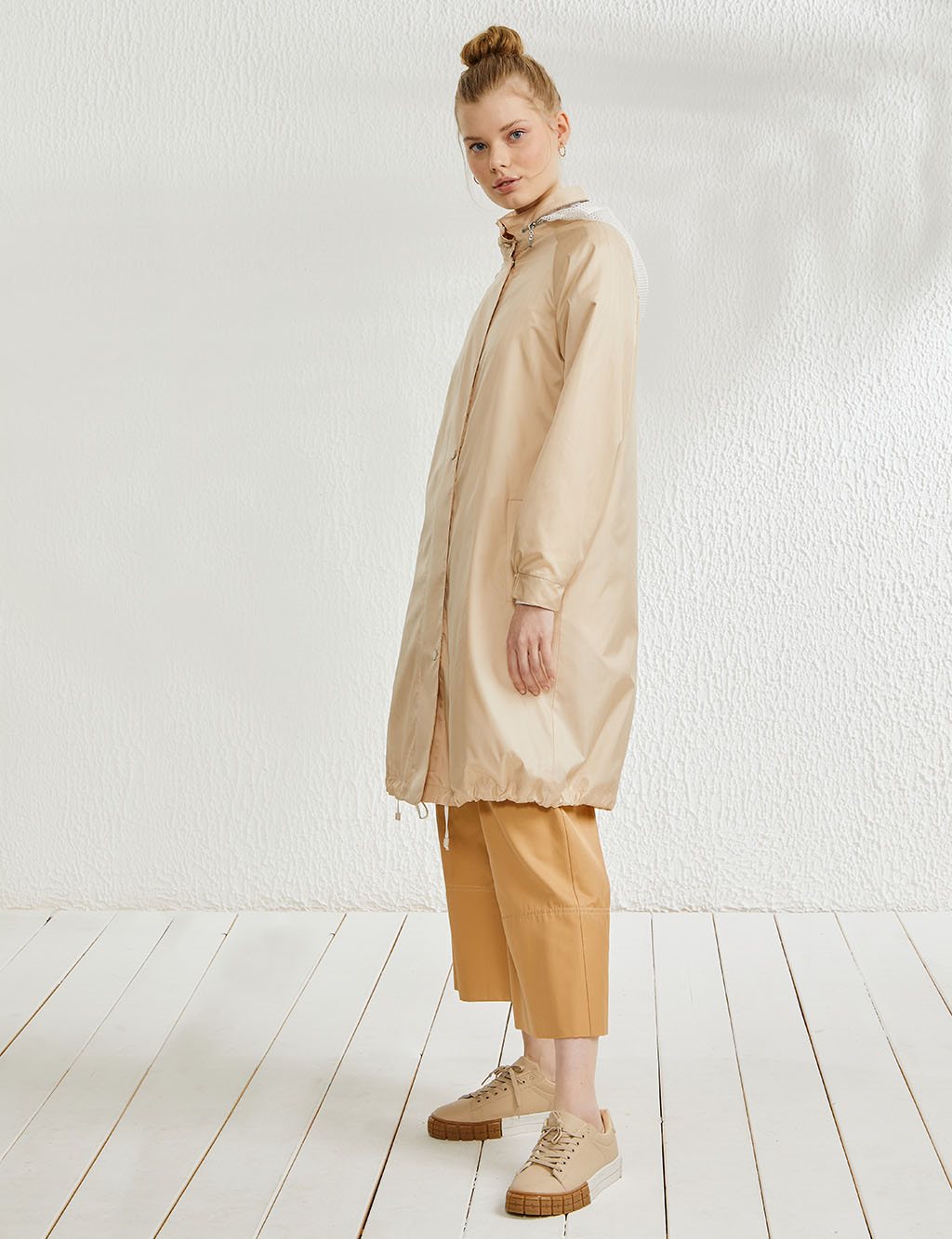 Çıt Çıt Kapamalı Spor Trençkot Krem