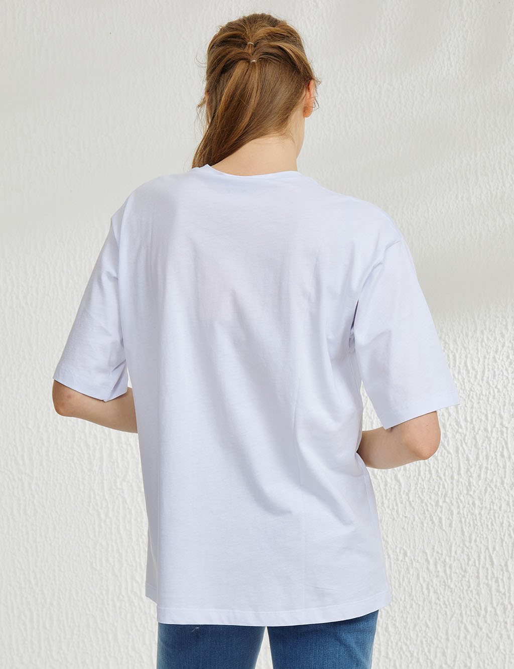 Taş Baskılı Kısa Kollu T-Shirt Beyaz
