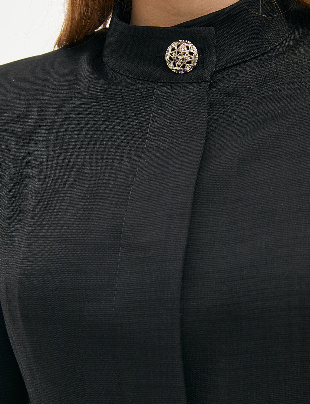 Striped Sash Detailed Dika Collar Topcoat Black