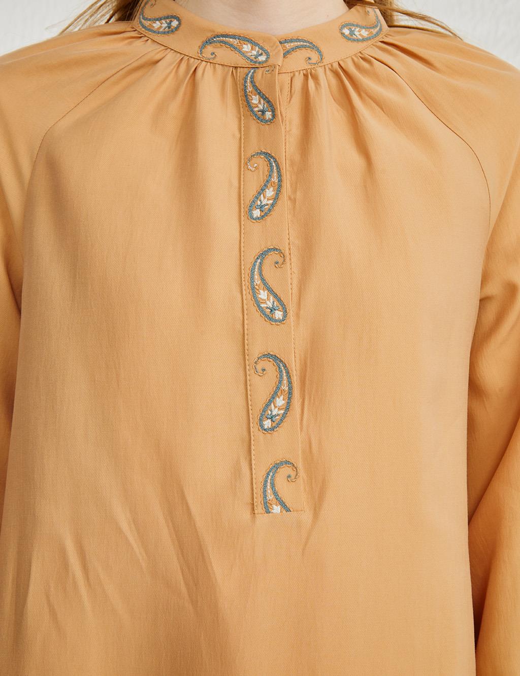 Ethnic Pattern Embroidered Grandad Collar Tunic Beige