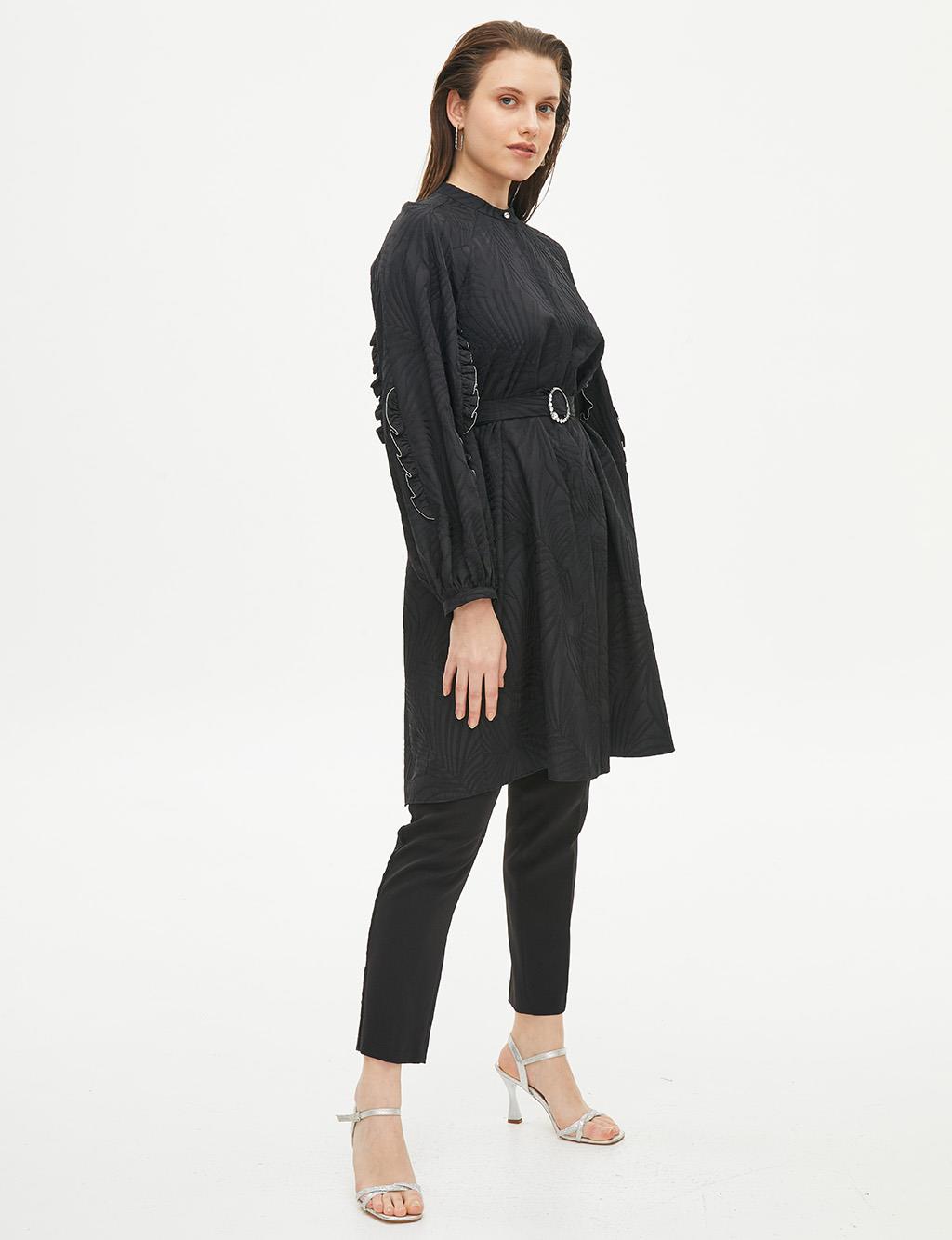 Embossed Round Neck Collar Tunic Black