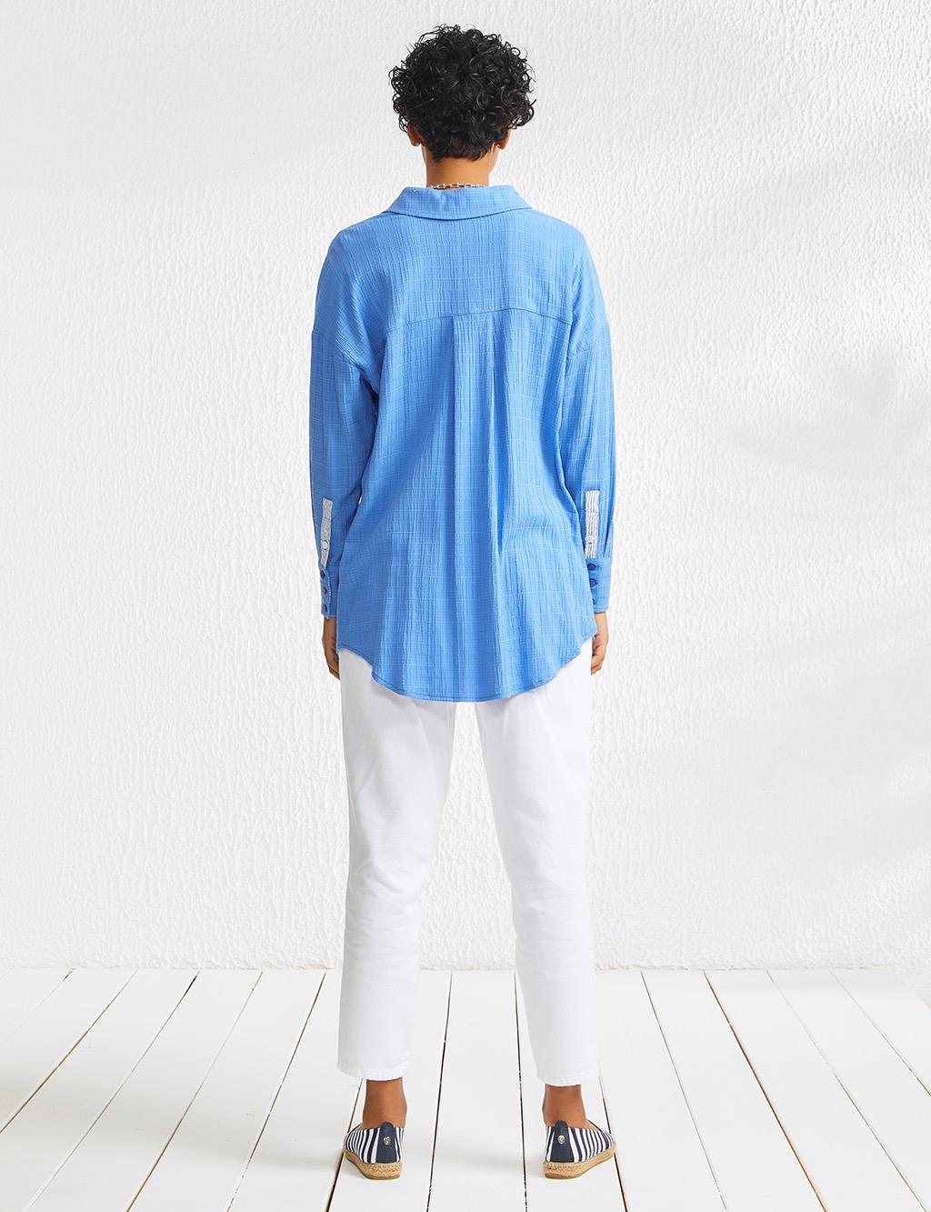 Embossed Low-Sleeve Shirt Blue
