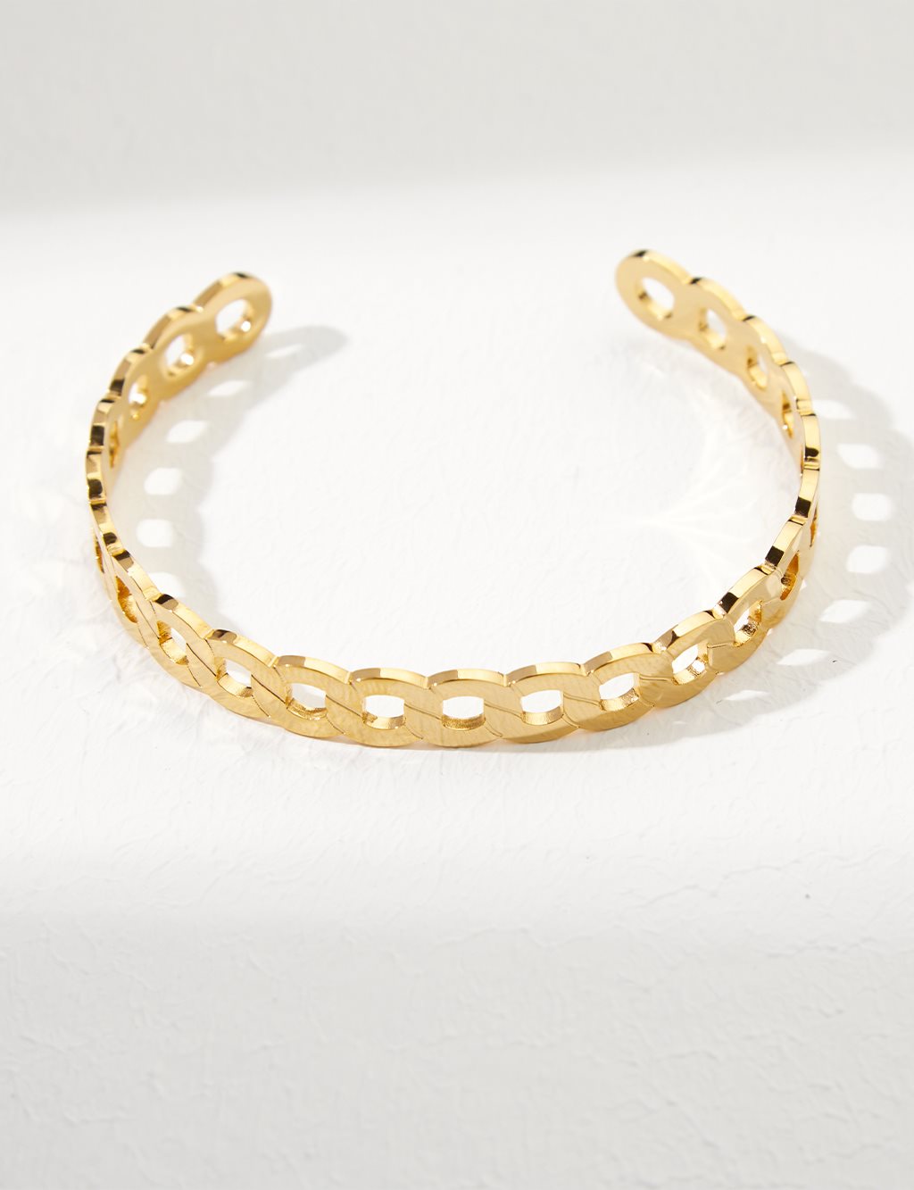 Chain Look Bracelet Gold Color