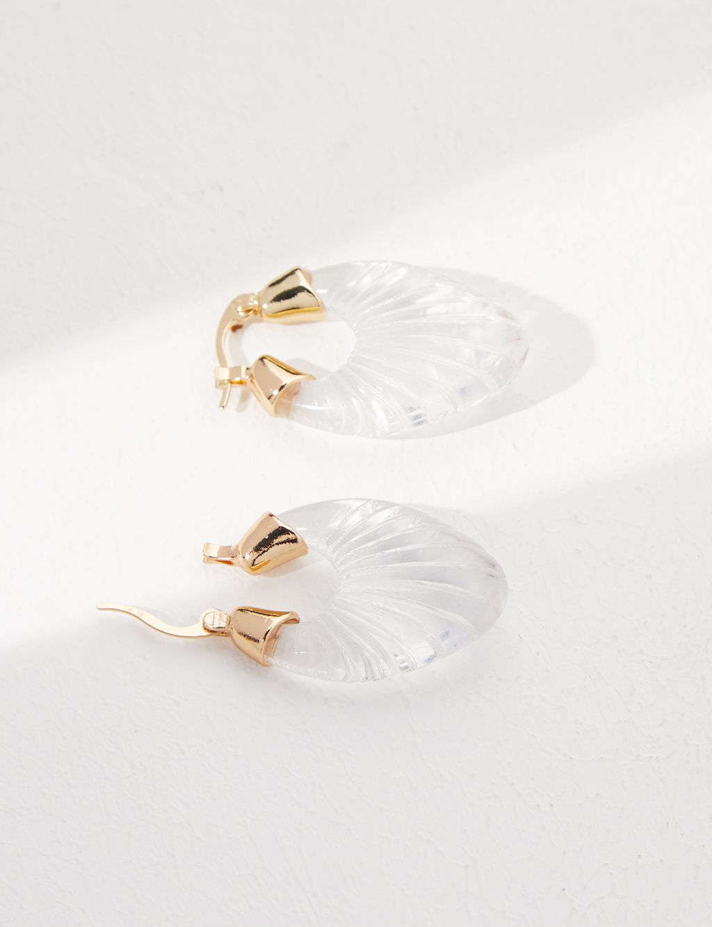 Sea Shell Earrings White