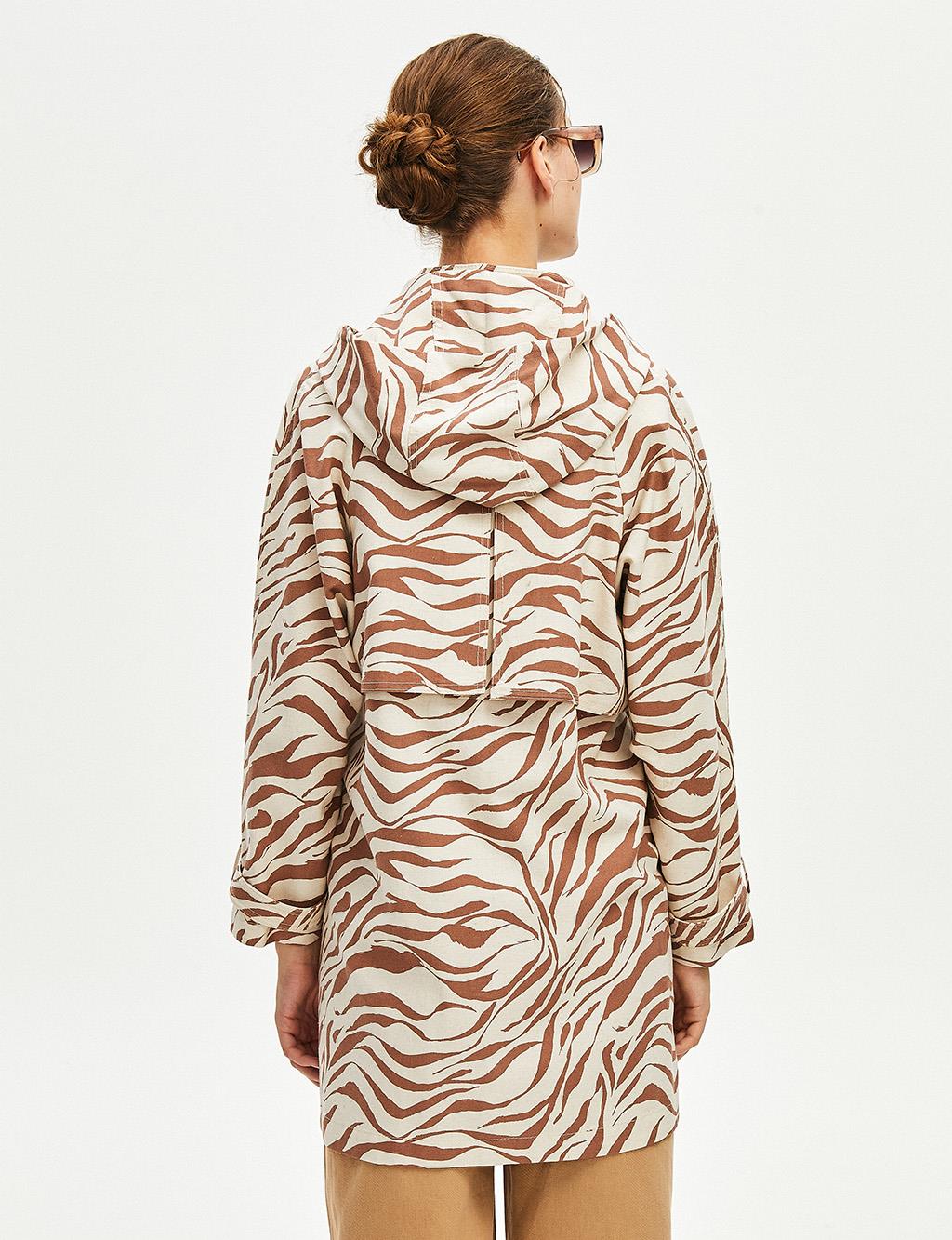 Zebra Patterned Seasonal Coat Ecru-Brown