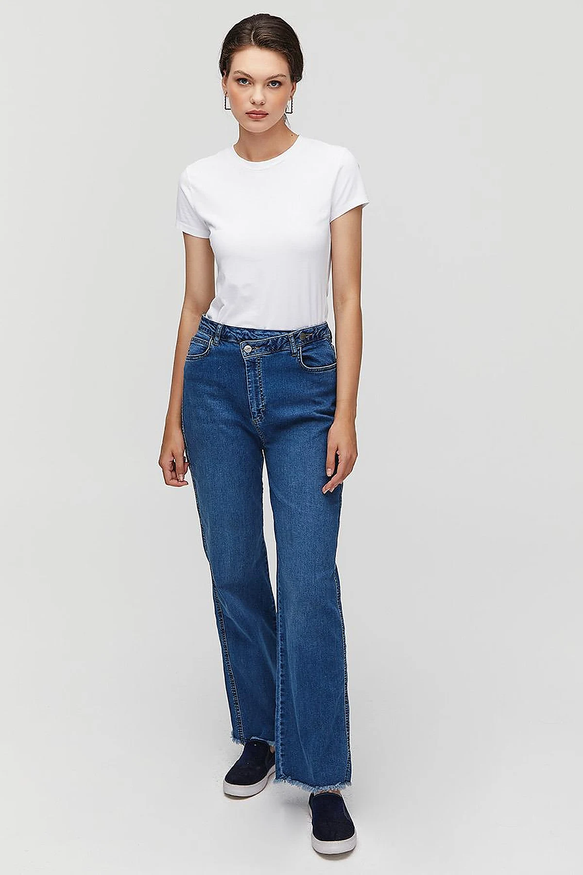 BASIC Beli Çapraz Kapamalı Denim Pantolon Lacivert