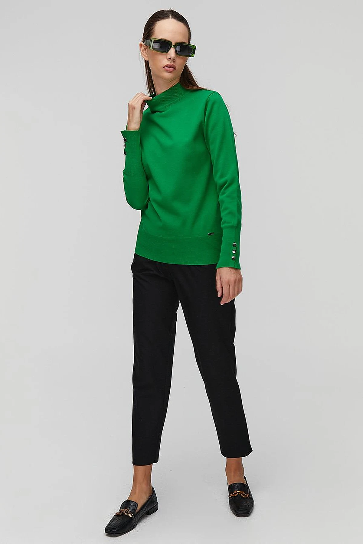 Basic Knit Sweater in Grassgreen