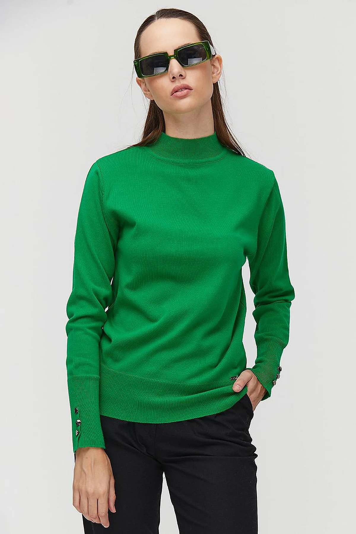 Basic Knit Sweater in Grassgreen