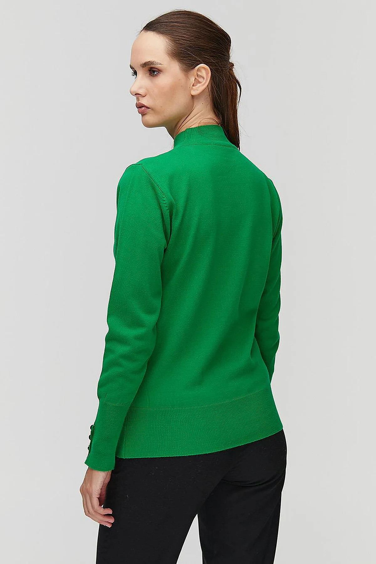 Basic Knit Sweater in Grassgreen