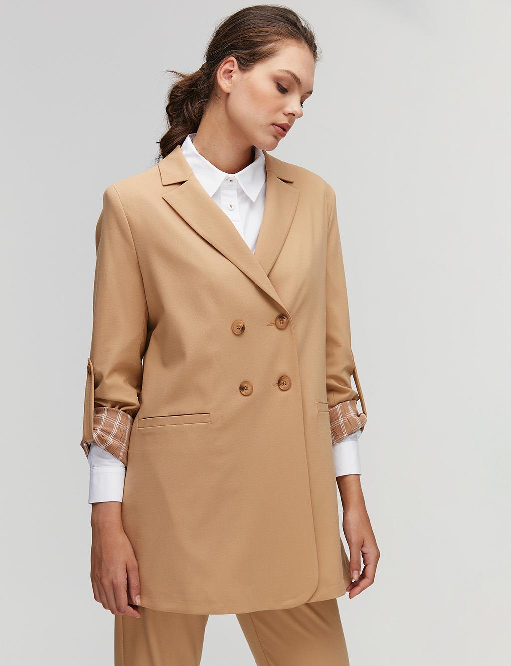 Collapsible Double Breasted Jacket Beige