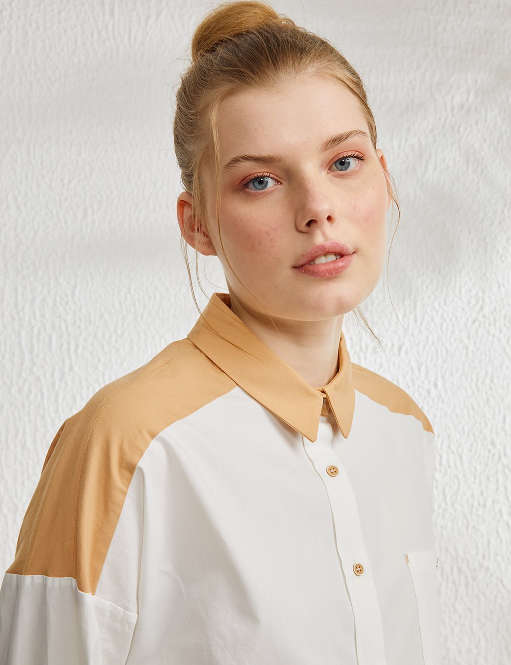 Renk Bloklu Şerit Detaylı Gömlek Tunik Beyaz-Camel