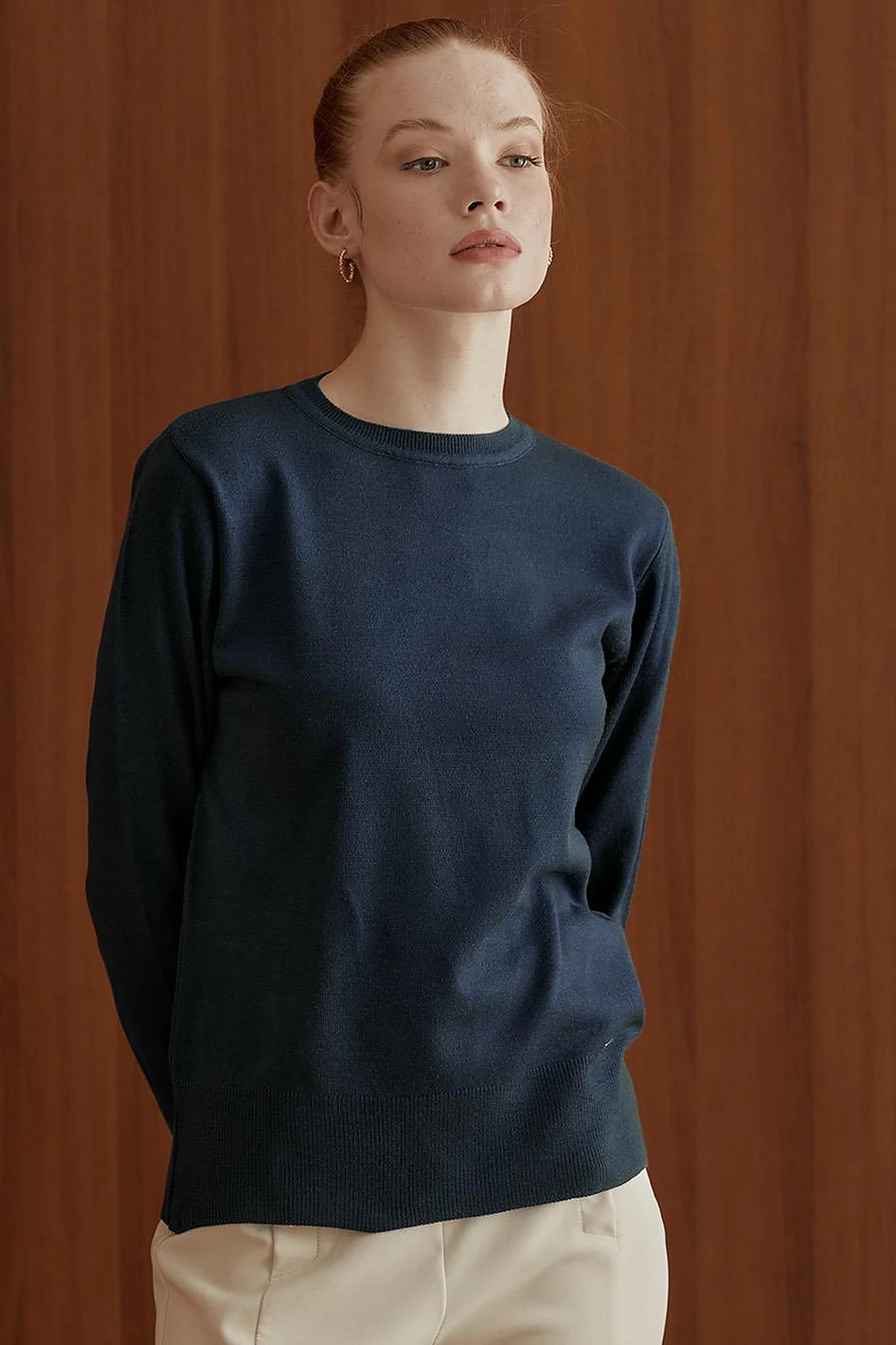 Round Neck Collar Knitwear Sweater Indigo