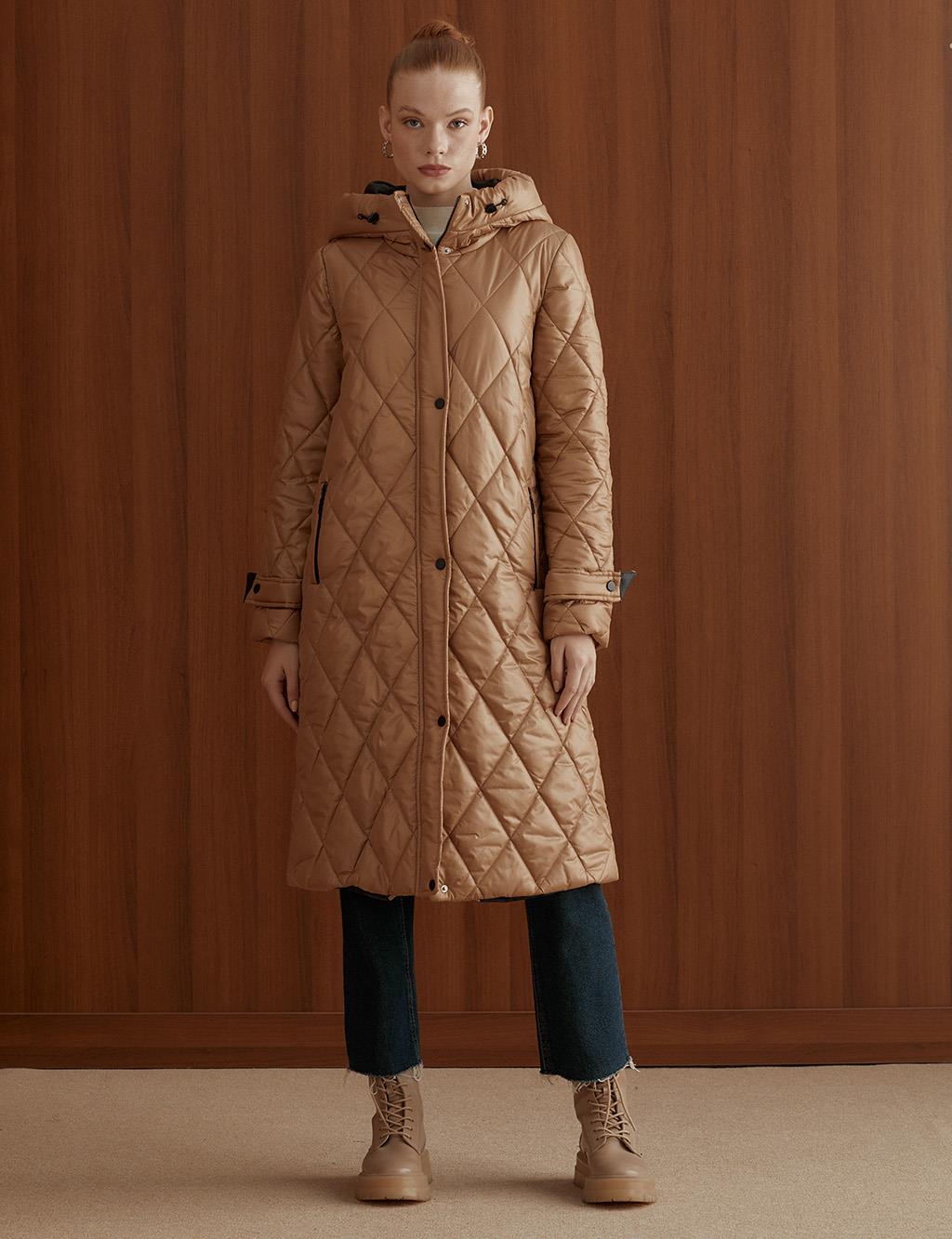 Diamond Pattern Quilted Inflatable Coat Camel