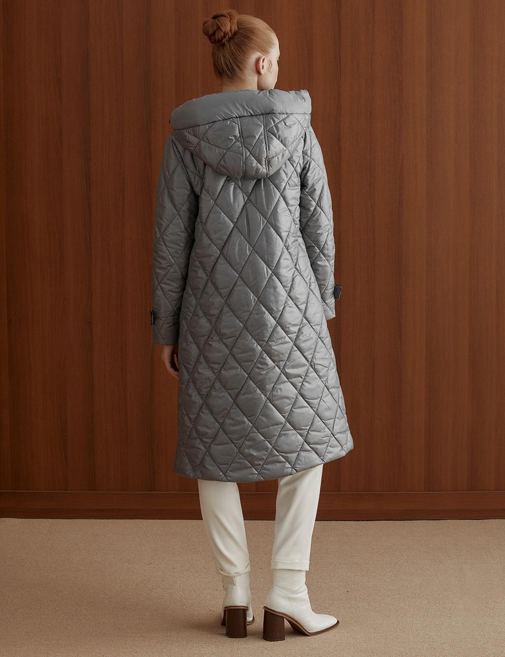 Diamond Pattern Quilted Inflatable Coat Grey