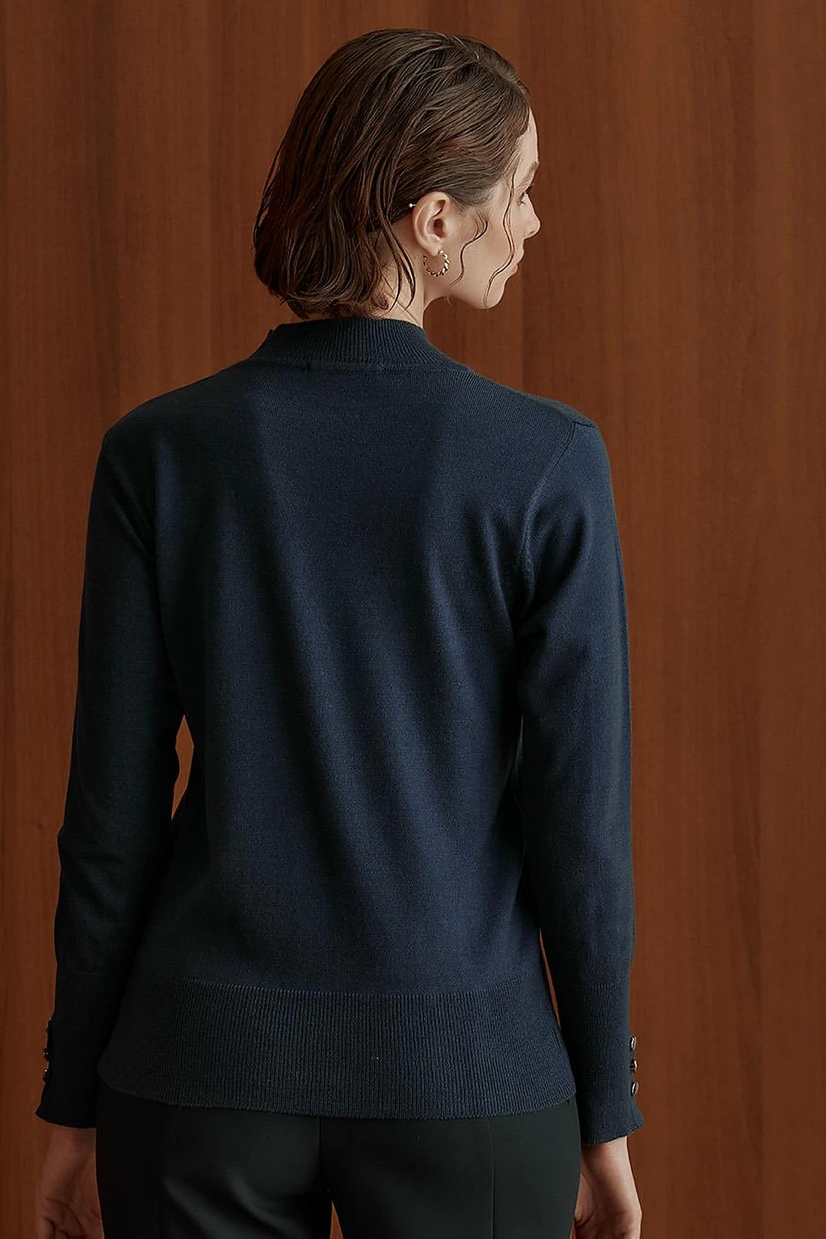Basic Knit Sweater Indigo SZ TRK05
