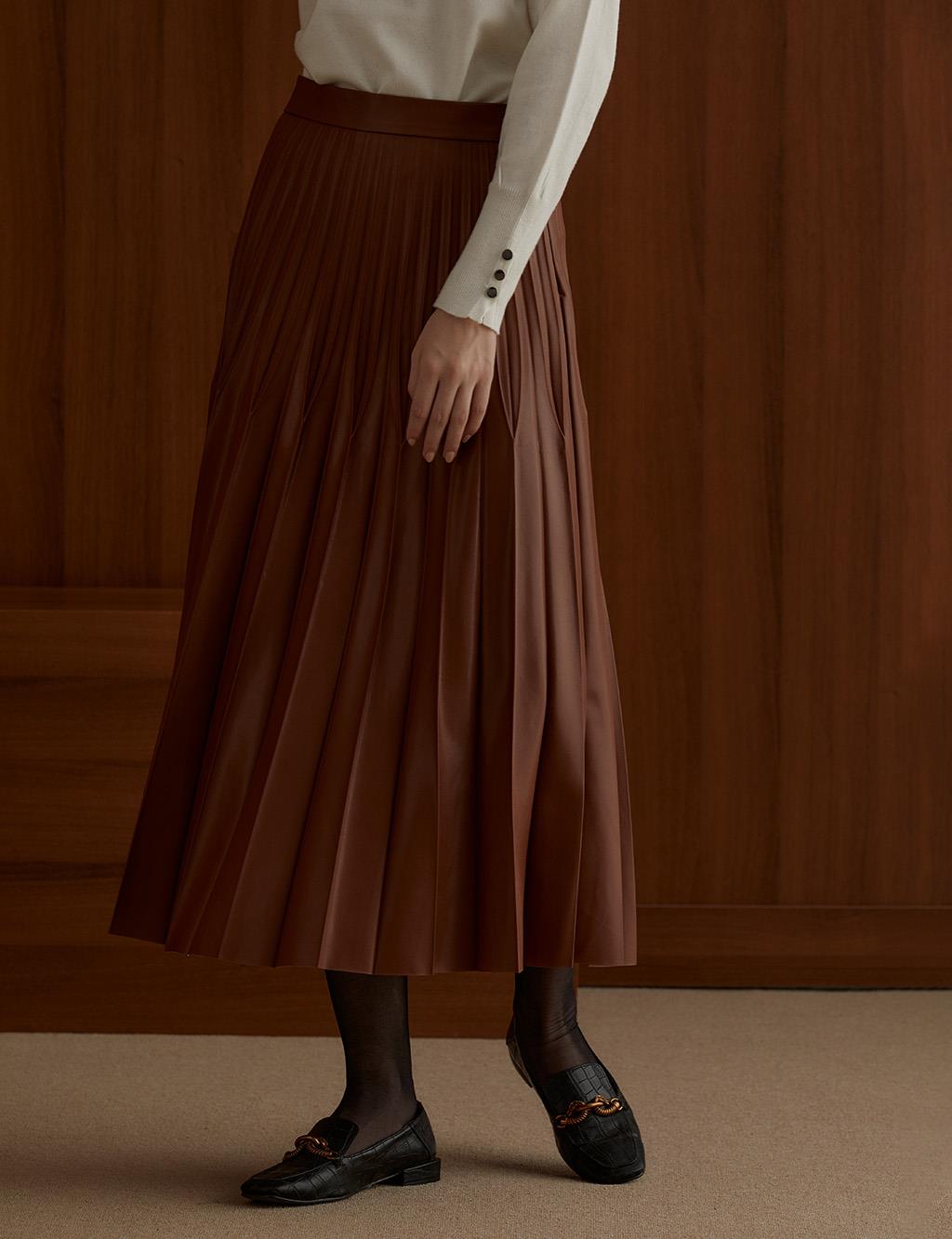 Pleated A-line Skirt Brown