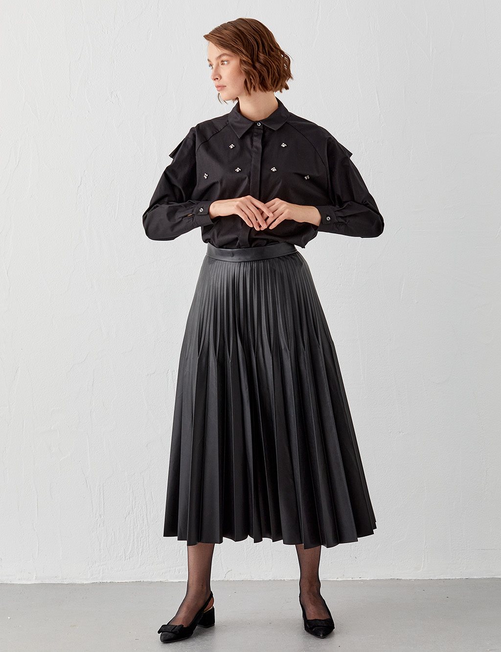 Pleated A-line Skirt Black