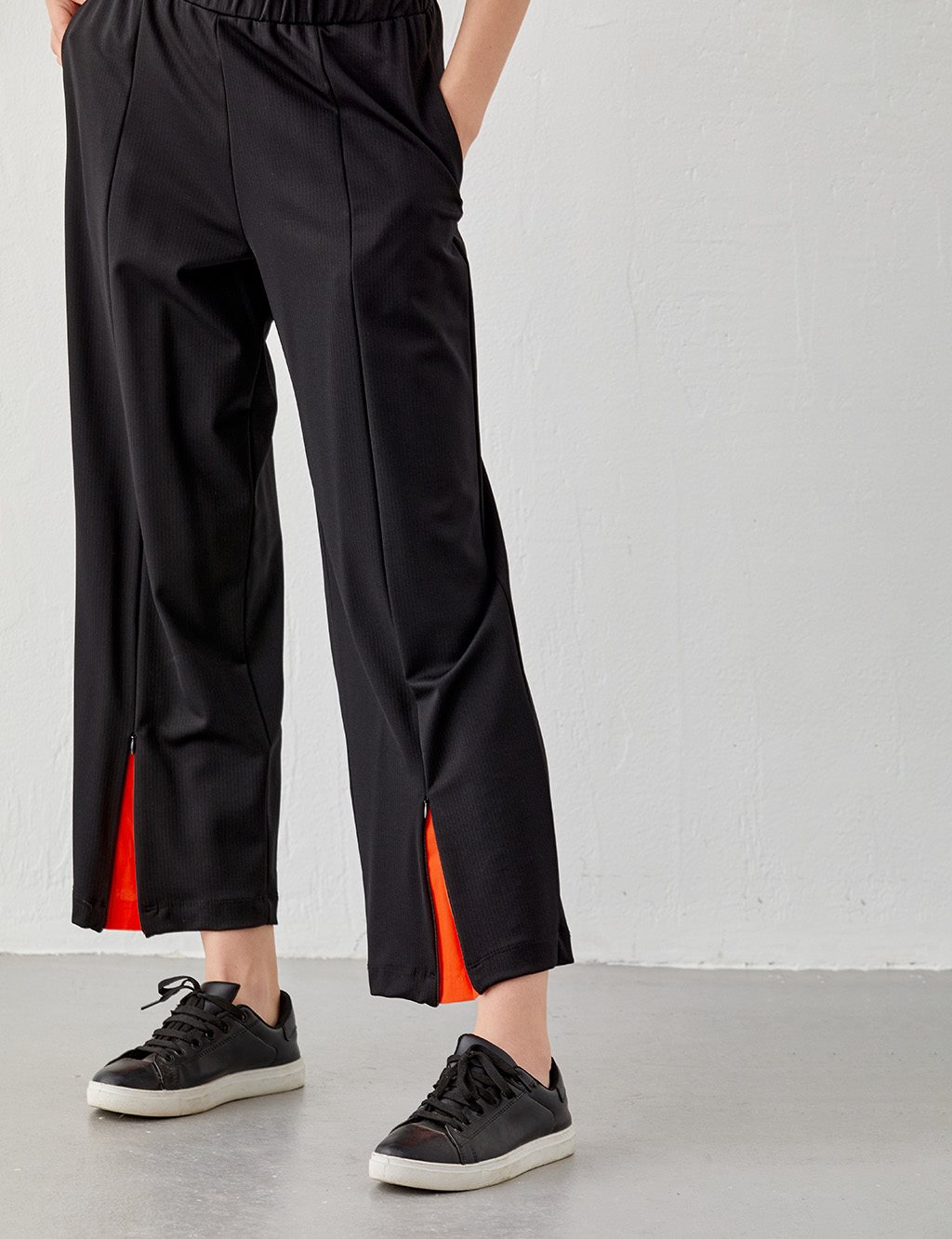 Zippered Leg Sports Pants Black