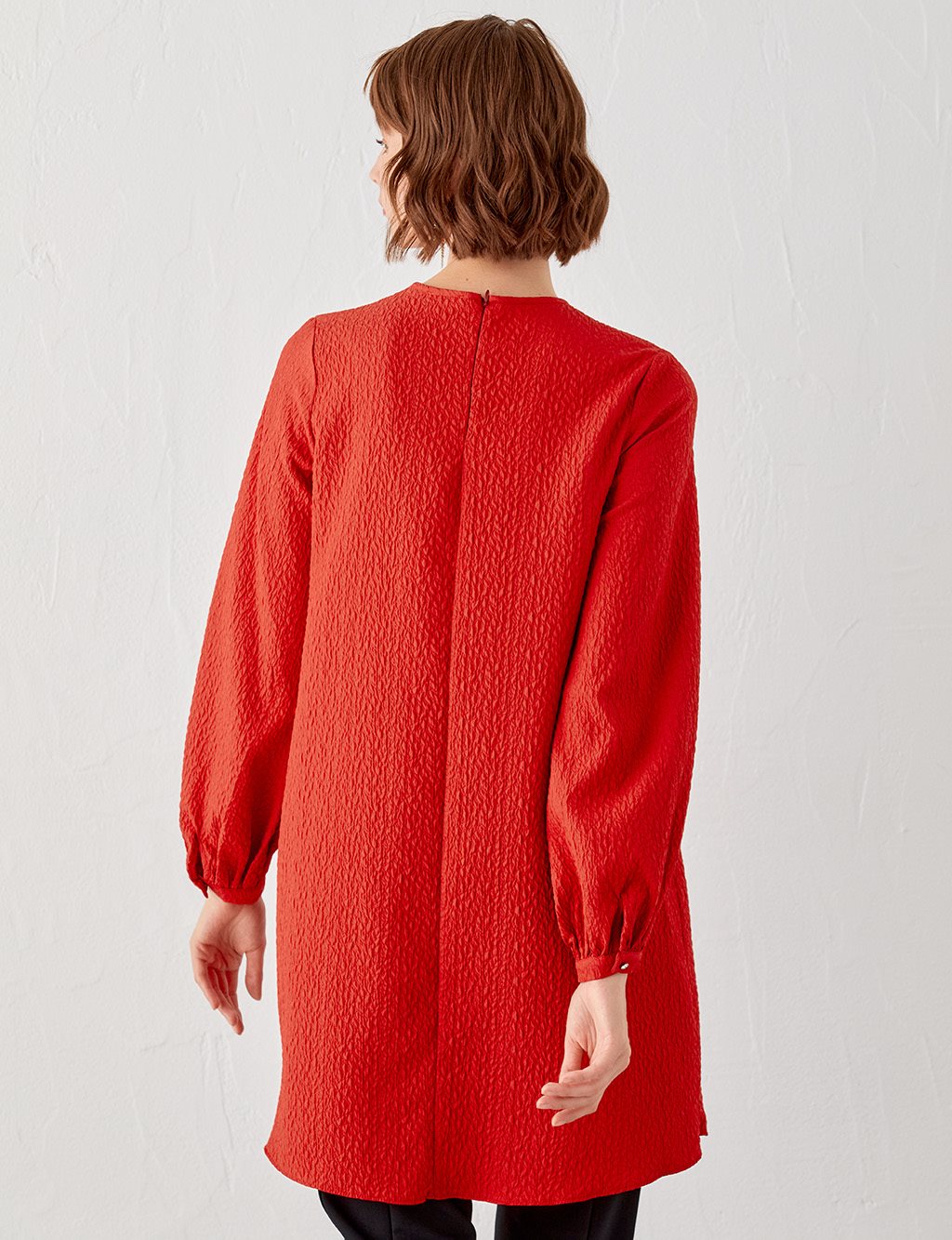 Boncuk İşlemeli Crinkle Tunik Kırmızı