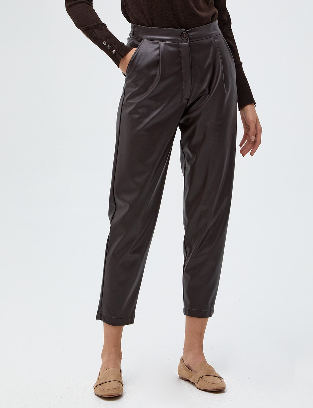 Pleated Faux Leather Pants Bitter Brown