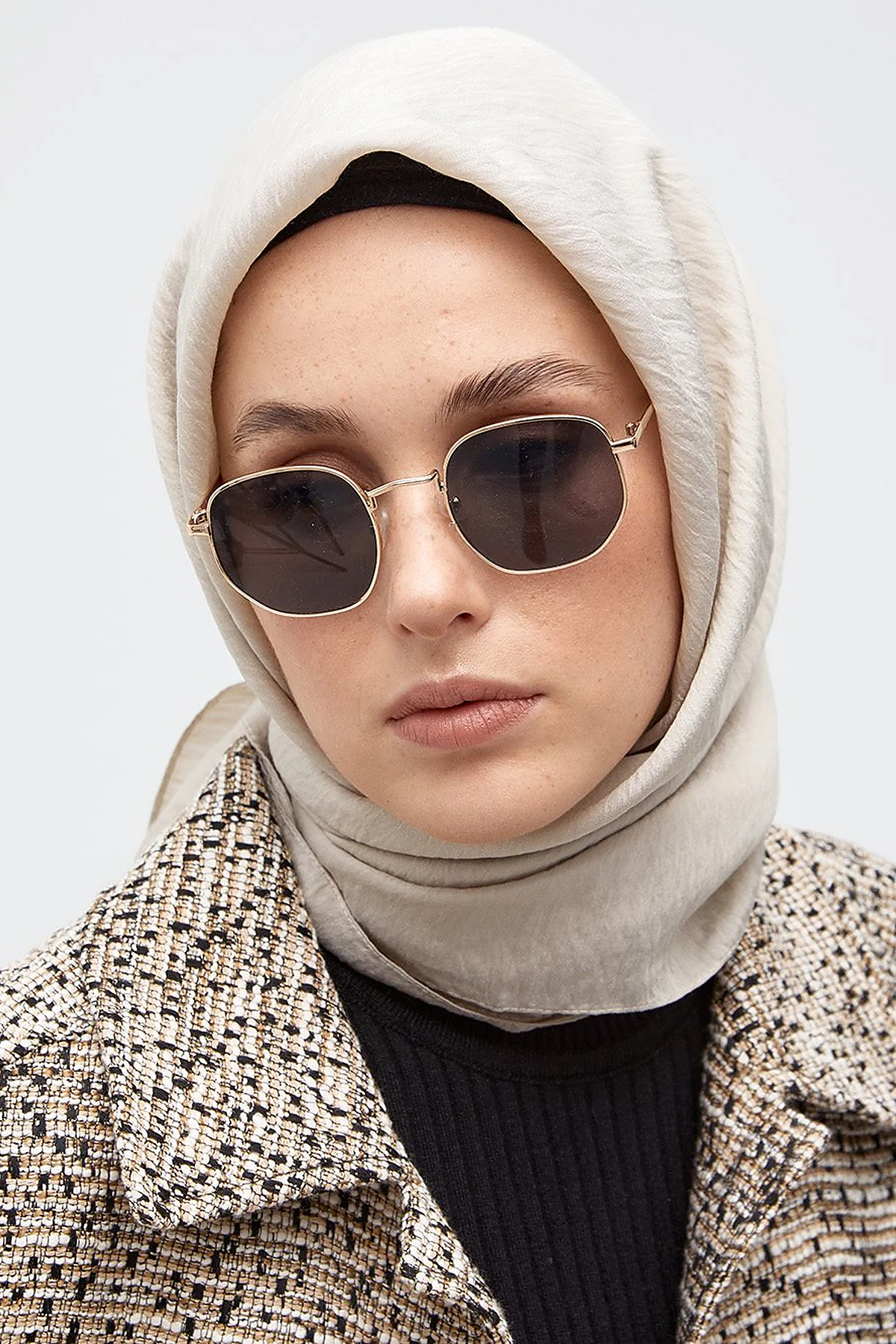 Granda Scarf Beige