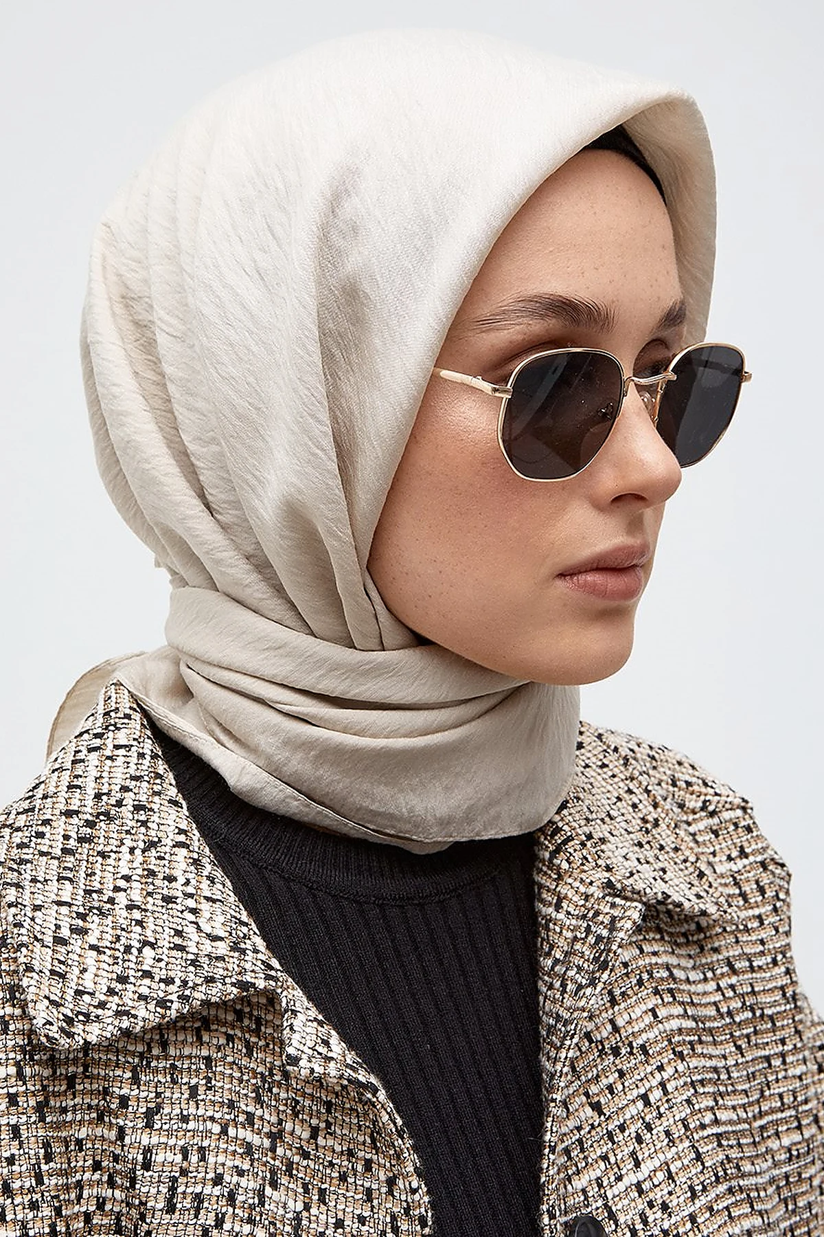 Granda Scarf Beige