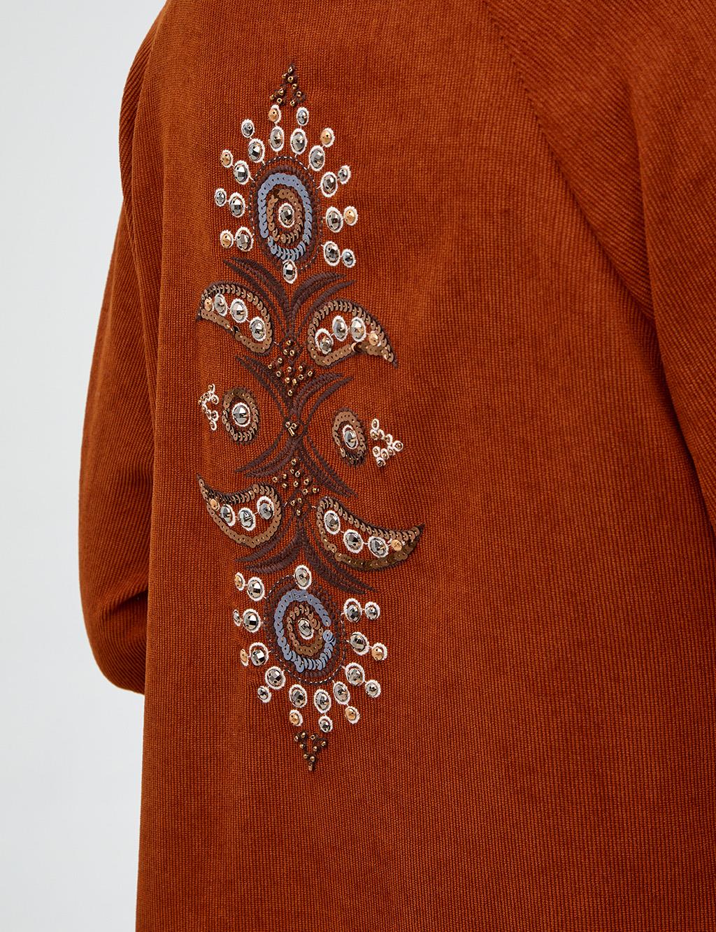 Ethnic Pattern Embroidered Jacket Tile