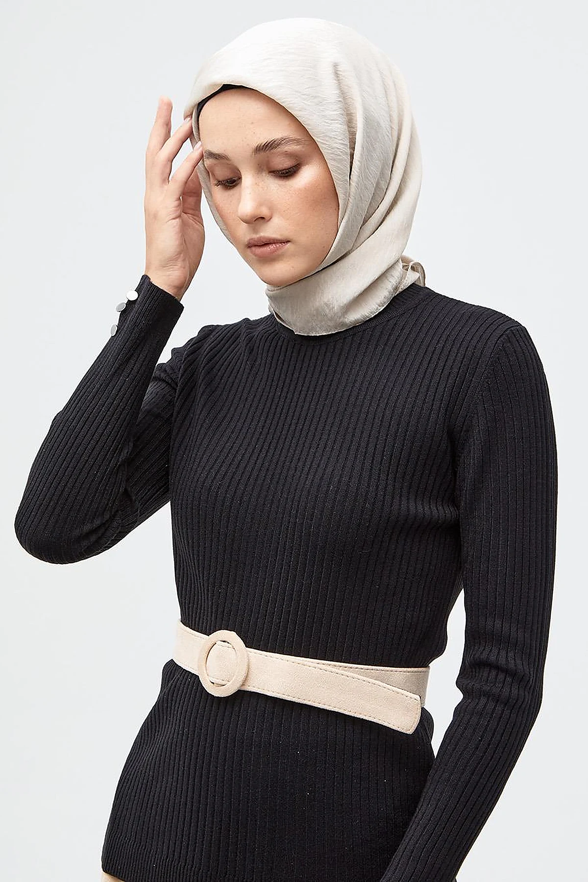 Zero Collar Ribbed Knitted Sweater Black